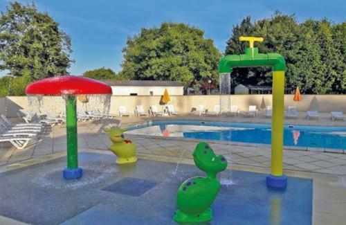 Anne Marie Vous Accueilles Dans Son Logement Familiale Pour 6 Personnes 3 Chambres Confortable Proche D Europa Park A Boofzheim Dans Camping 3 Etoiles Zewnętrze zdjęcie