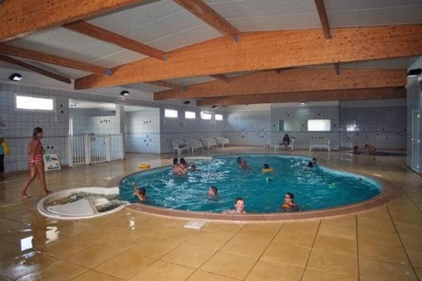 Anne Marie Vous Accueilles Dans Son Logement Familiale Pour 6 Personnes 3 Chambres Confortable Proche D Europa Park A Boofzheim Dans Camping 3 Etoiles Zewnętrze zdjęcie