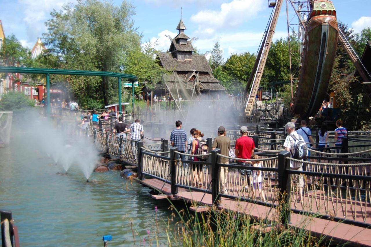 Anne Marie Vous Accueilles Dans Son Logement Familiale Pour 6 Personnes 3 Chambres Confortable Proche D Europa Park A Boofzheim Dans Camping 3 Etoiles Zewnętrze zdjęcie